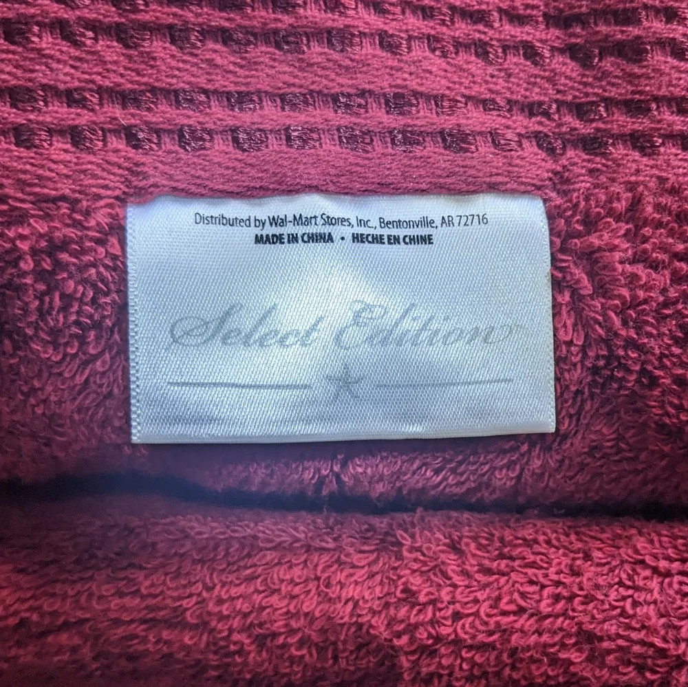 Crimson 💦 Hand Towel 💦